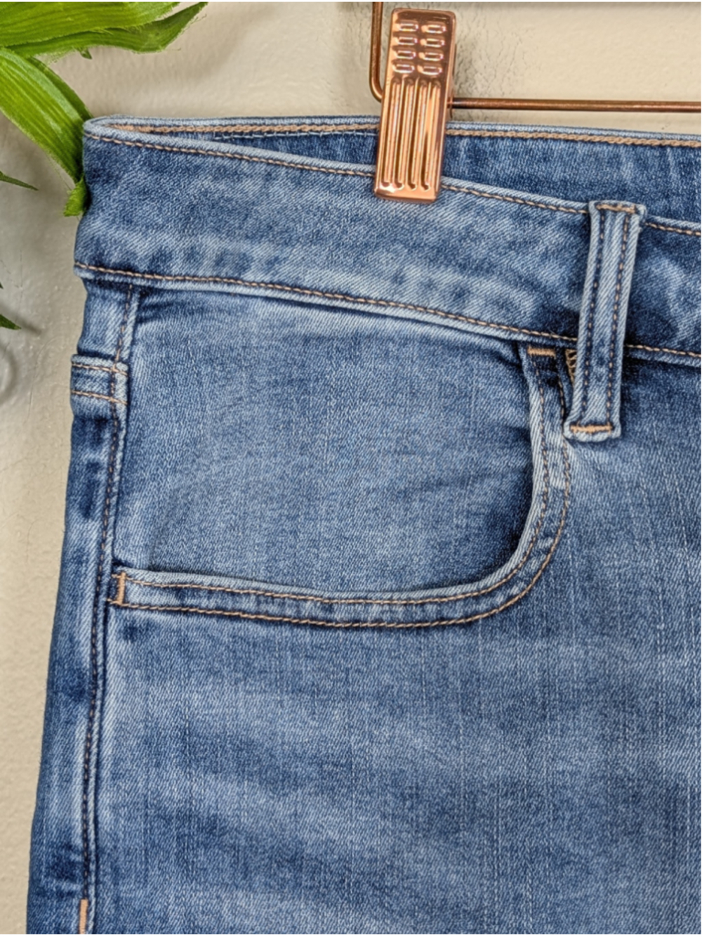 American Eagle 18 Super High Rise Skinny Jegging Jeans Next Level Stretch Casual